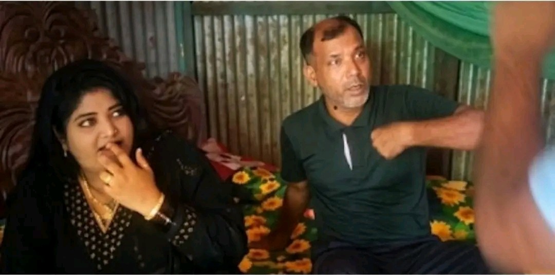 সিলেটে প্রবাসীর স্ত্রীর রুম থেকে অন্তরঙ্গ অবস্থায় আটক